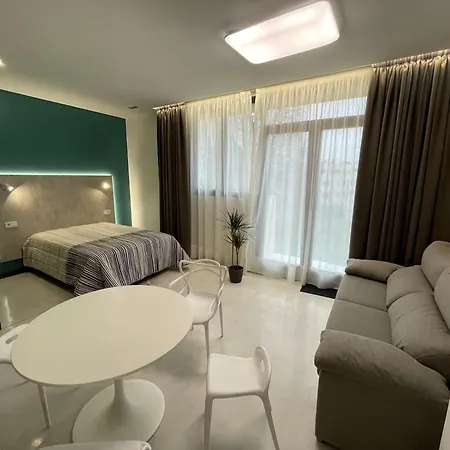 Aljama Hotel apartamentowy Burgo