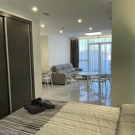 شقة فندقية Aljama 4*