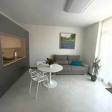 Hotel apartamentowy Aljama Burgo