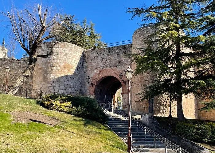 Aljama Aparthotel Burgo